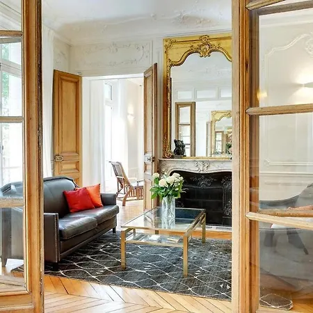 Apartment In A Great Location Close To The Eiffel Tower
